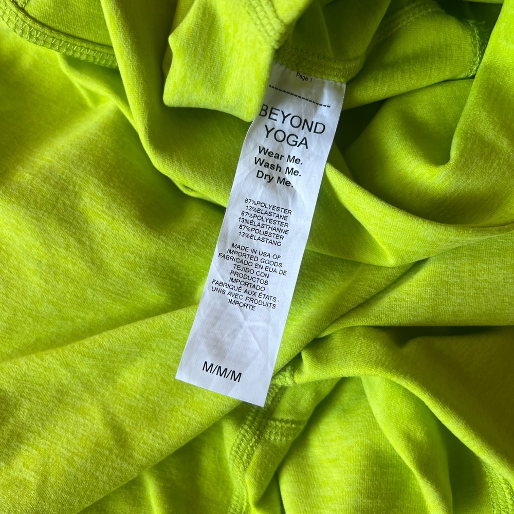 Barre3 Beyond Yoga Bike Shorts - Picture 5 of 8